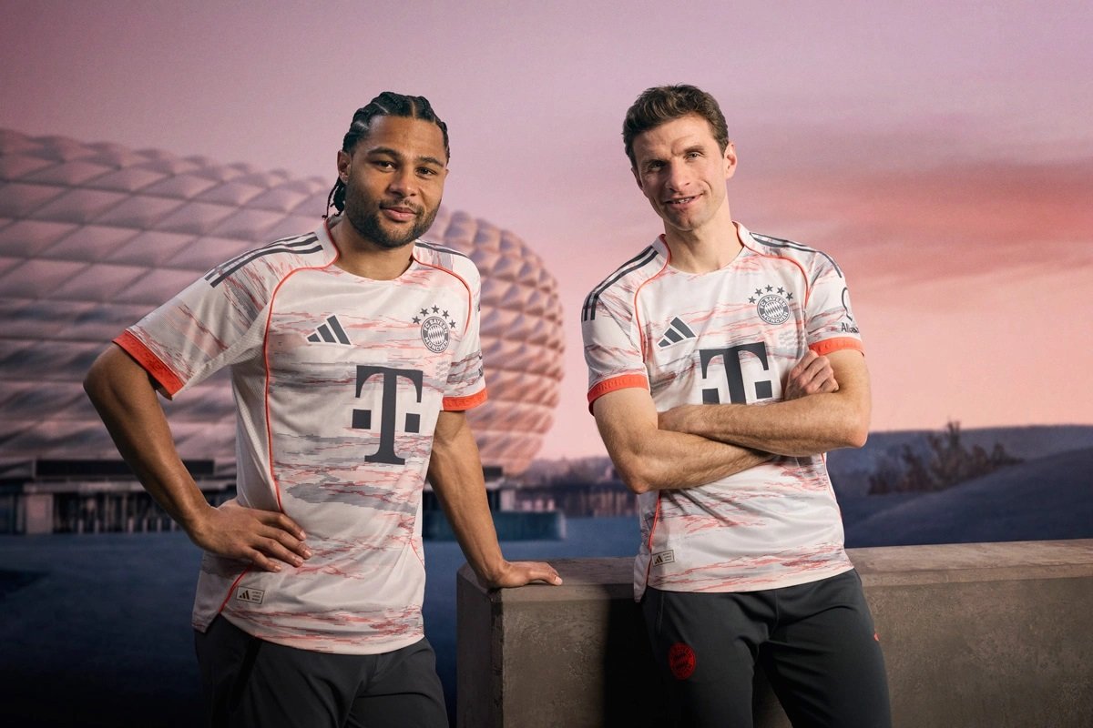 Bayern München bortedrakt 2025-26